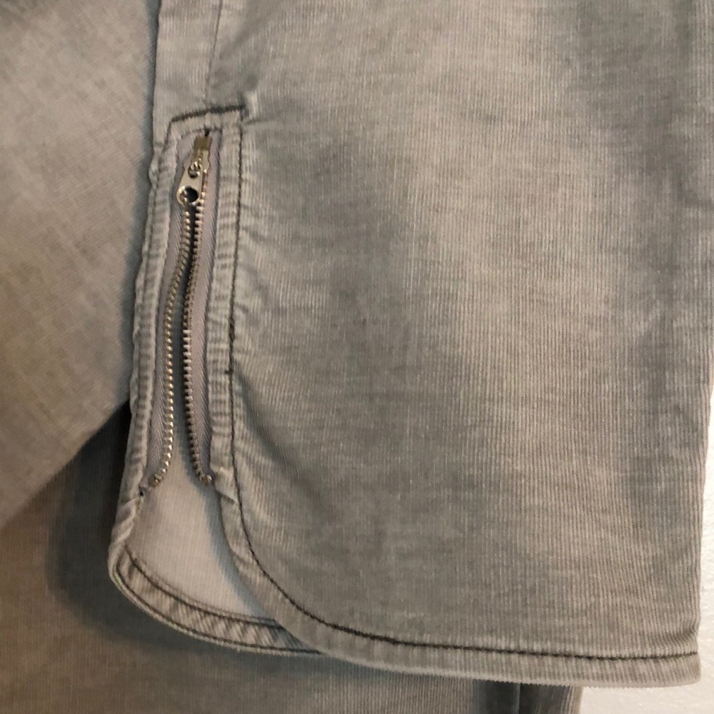 Pants - Picture 3 of 5
